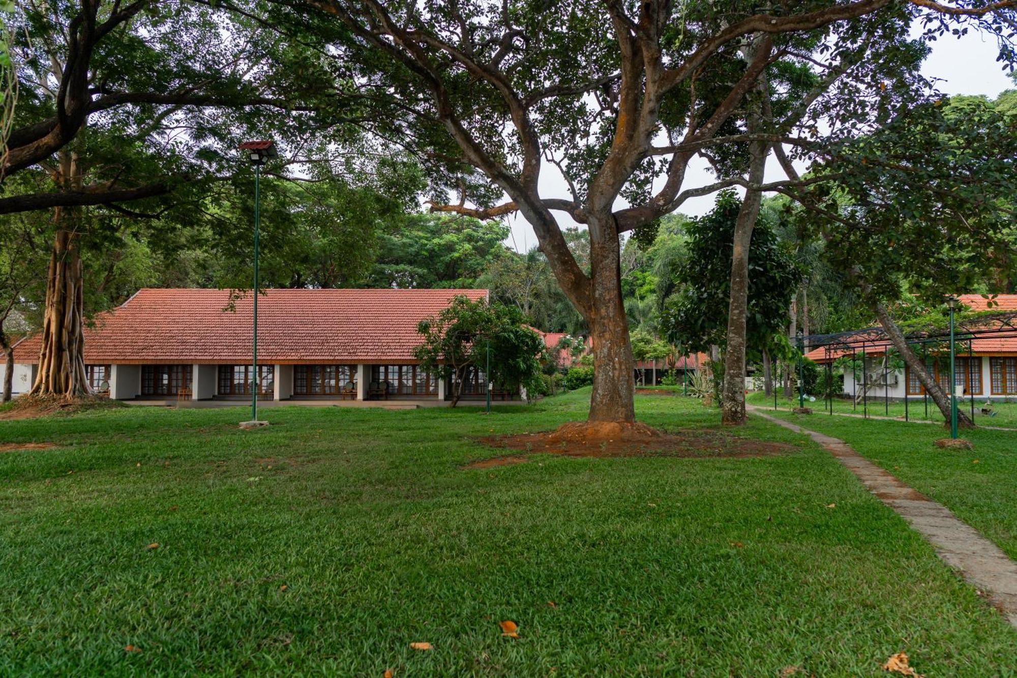 Ktdc Kumarakom Gateway Resort Alappuzha Luaran gambar