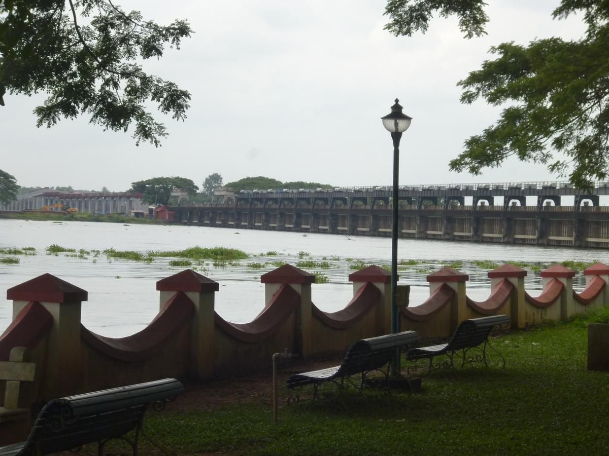 Ktdc Kumarakom Gateway Resort Alappuzha Luaran gambar
