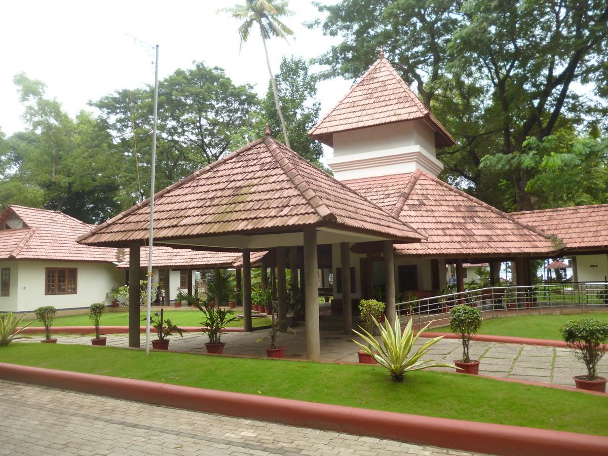 Ktdc Kumarakom Gateway Resort Alappuzha Luaran gambar